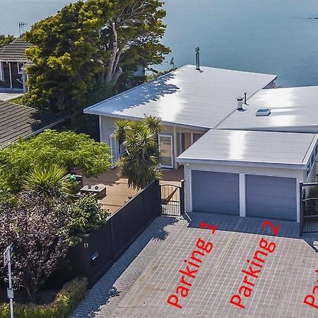 Whitby Sea View Apartment Porirua Luaran gambar