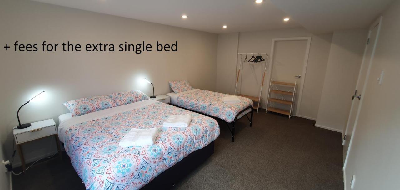 Whitby Sea View Apartment Porirua Luaran gambar