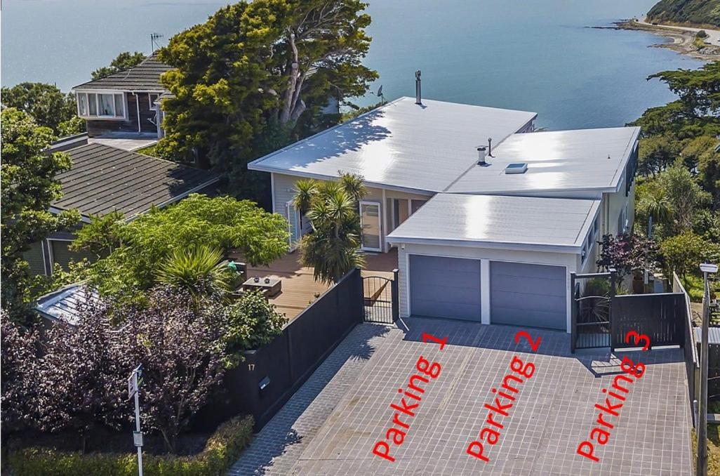 Whitby Sea View Apartment Porirua Luaran gambar